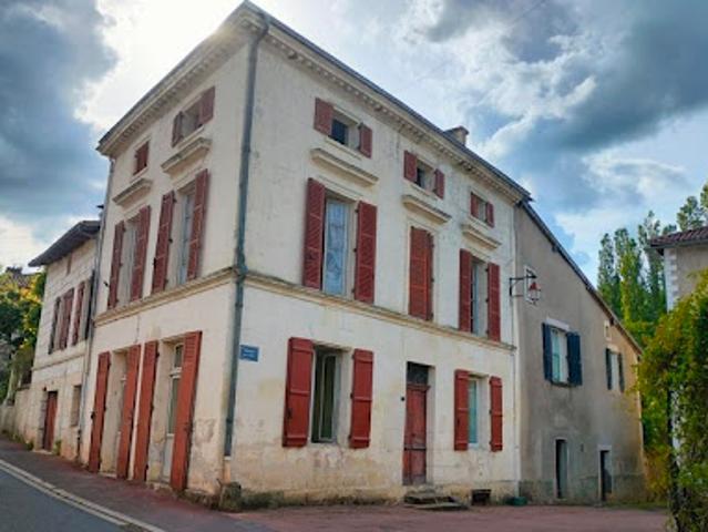 Vente Maison 5 pièces 110 m2 Saint Martial de Valette