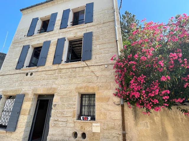 Vente Maison 5 pièces 110 m2 Uzès