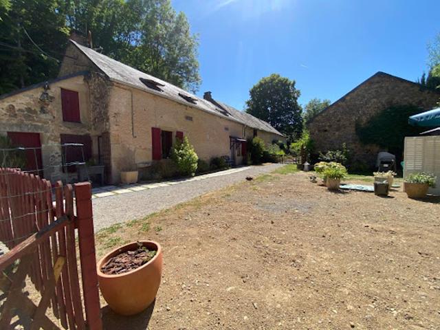 Vente Maison 5 pièces 110.28 m2 Villapourçon
