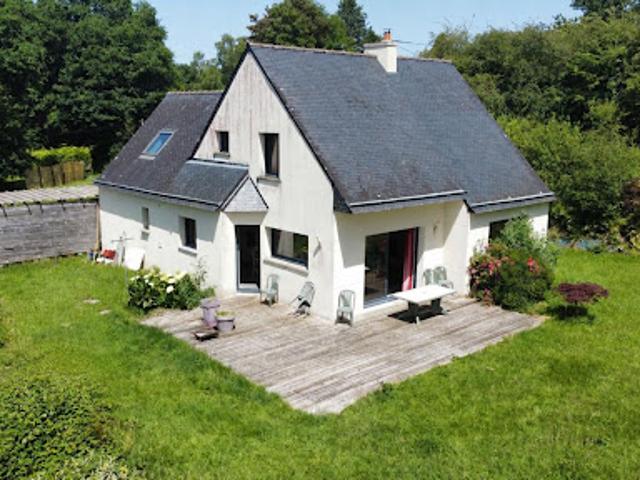 Vente Maison 5 pièces 110.37 m2 Carhaix Plouguer