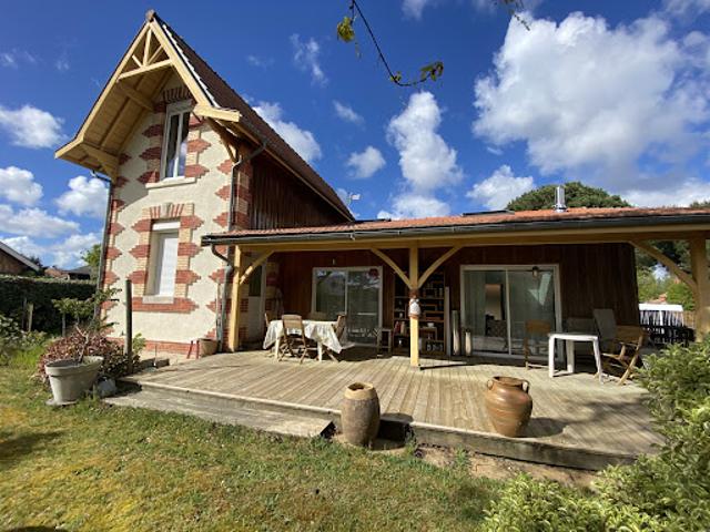 Vente Maison 5 pièces 111 m2 Lacanau