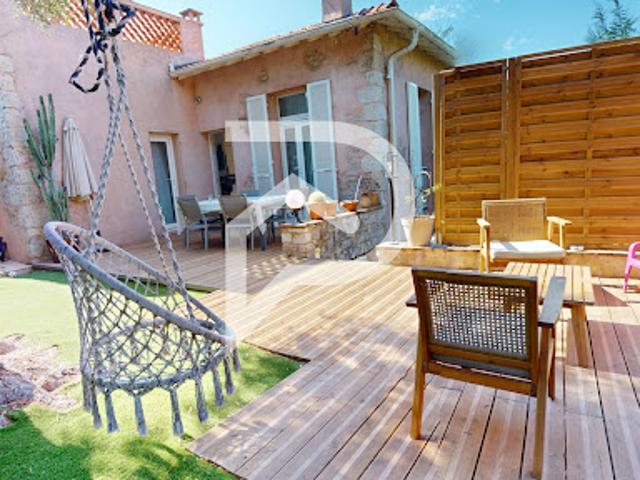 Vente Maison 5 pièces 111.62 m2 Antibes