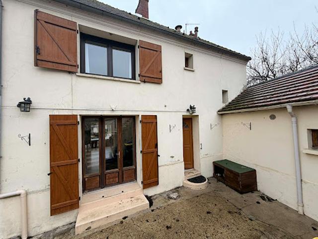 Vente Maison 5 pièces 112 m2 Neuilly Saint Front