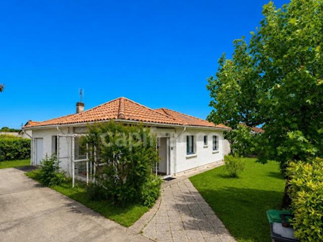 Vente Maison 5 pièces 112 m2 Ambares et lagrave