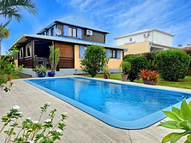 Vente Maison 5 pièces 112 m2 Sainte Suzanne
