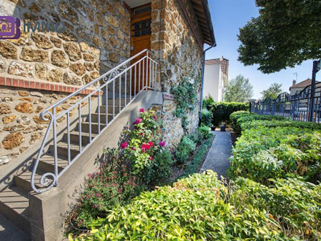 Vente Maison 5 pièces 112 m2 Thiais