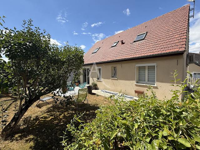 Vente Maison 5 pièces 113 m2 Le Châtelet en Brie