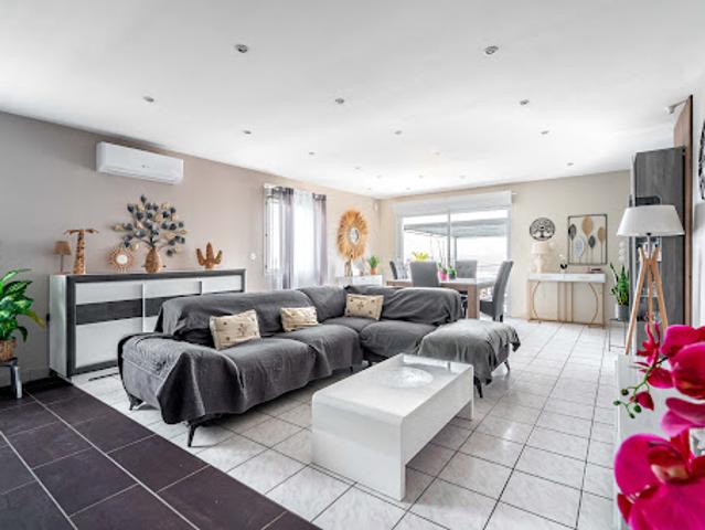 Vente Maison 5 pièces 113.9 m2 Saint Chef