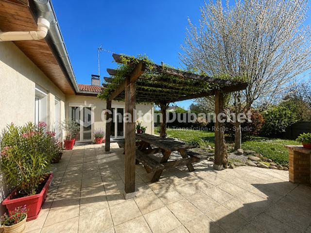 Vente Maison 5 pièces 124 m2 Civens