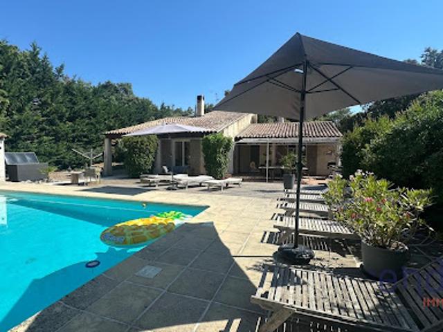 Vente Maison 5 pièces 124 m2 Le Thoronet