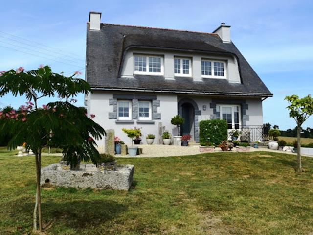 Vente Maison 5 pièces 125 m2 Maël Carhaix
