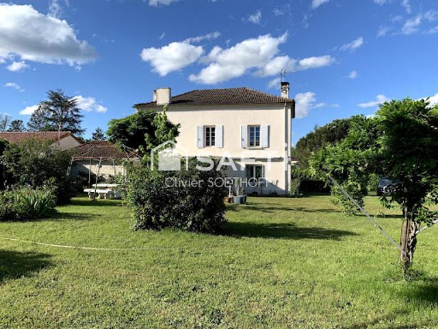 Vente Maison 5 pièces 125 m2 Barbaste