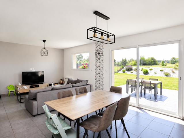 Vente Maison 5 pièces 125 m2 Hangest sur Somme