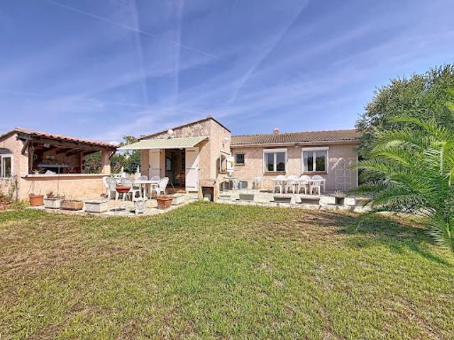 Vente Maison 5 pièces 125 m2 Le Muy
