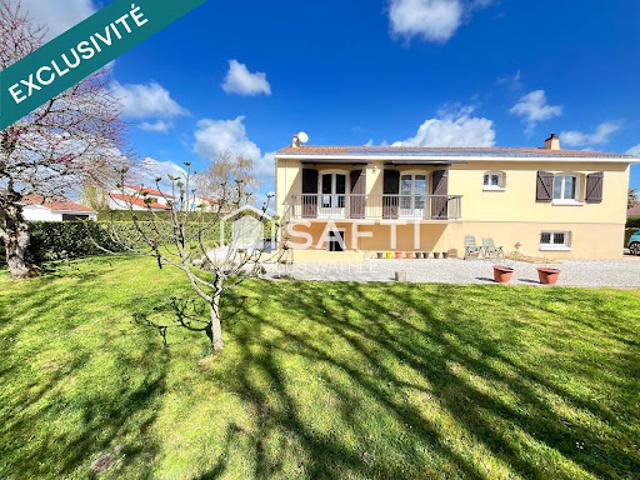 Vente Maison 5 pièces 125 m2 Saint Hilaire la Forêt