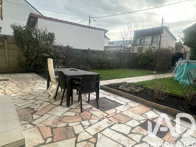 Vente Maison 5 pièces 125 m2 Sainte genevieve des bois