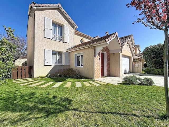 Vente Maison 5 pièces 126 m2 Guyancourt
