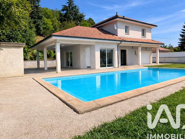 Vente Maison 5 pièces 126 m2 Saint Clair de la Tour