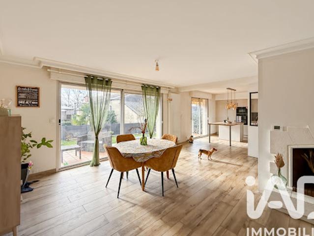 Vente Maison 5 pièces 126 m2 Saint Jacques de la Lande