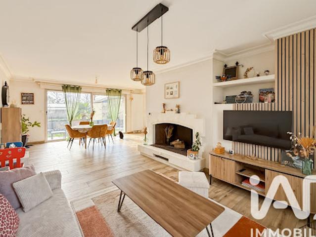 Vente Maison 5 pièces 126 m2 Saint Jacques de la Lande