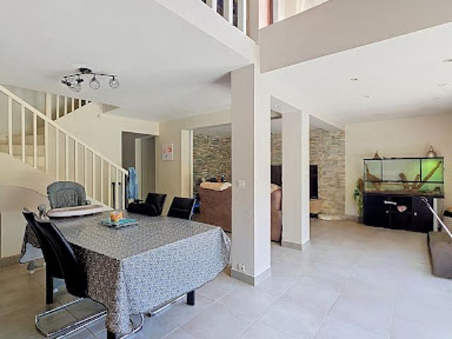 Vente Maison 5 pièces 126 m2 Servon