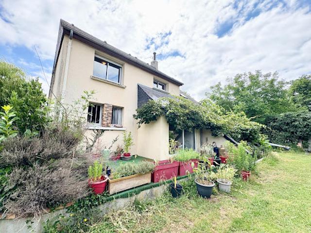 Vente Maison 5 pièces 127 m2 Aubigné Racan
