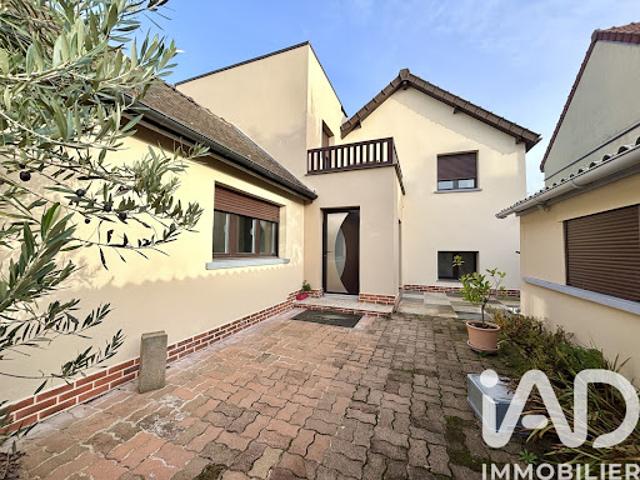 Vente Maison 5 pièces 127 m2 Saint Cyr l'Ecole