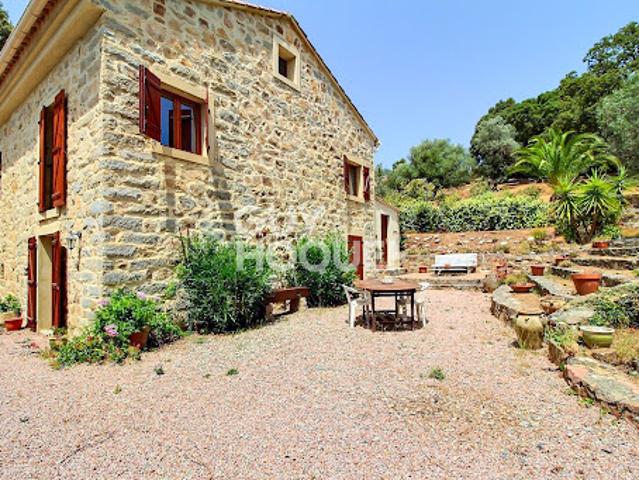 Vente Maison 5 pièces 127 m2 Tavaco