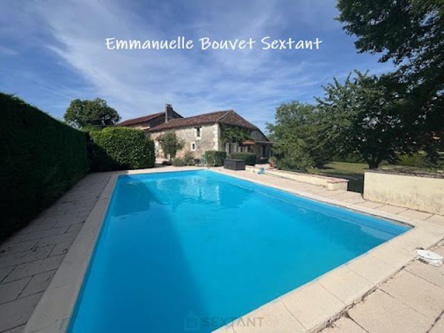 Vente Maison 5 pièces 127 m2 Villamblard