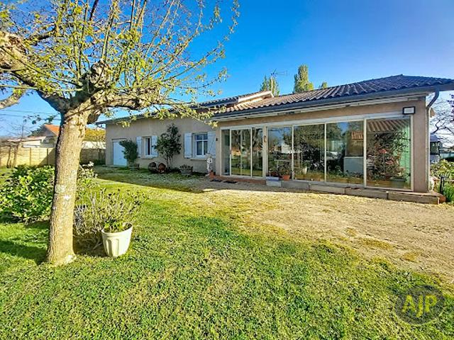 Vente Maison 5 pièces 127.49 m2 Gaillan en Médoc