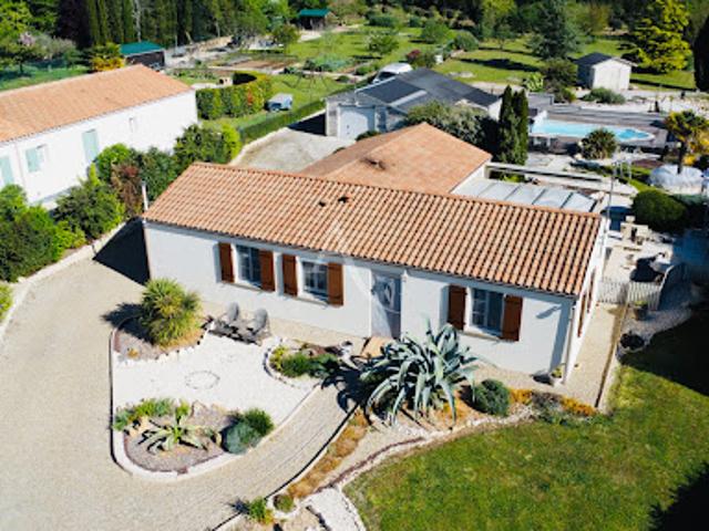 Vente Maison 5 pièces 128 m2 Gémozac