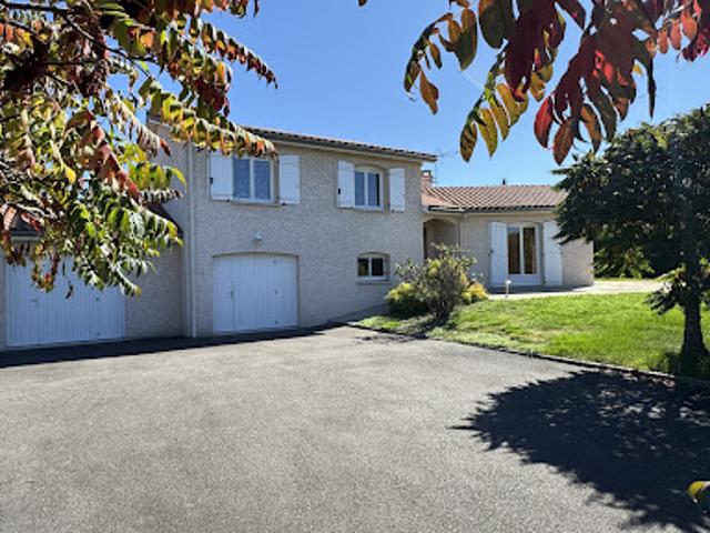 Vente Maison 5 pièces 128 m2 Saint Just Saint Rambert