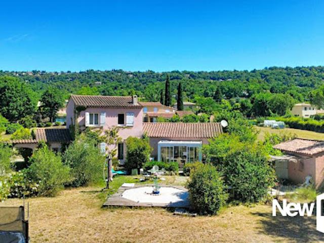 Vente Maison 5 pièces 120 m2 Montauroux