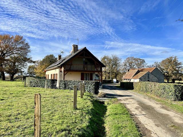 Vente Maison 5 pièces 120 m2 Nouzerines