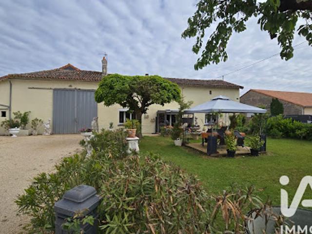 Vente Maison 5 pièces 120 m2 Blanzay