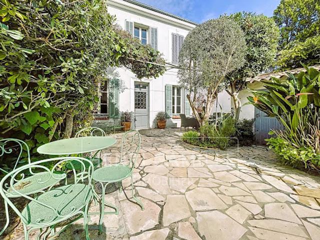 Vente Maison 6 pièces 120 m2 Cannes
