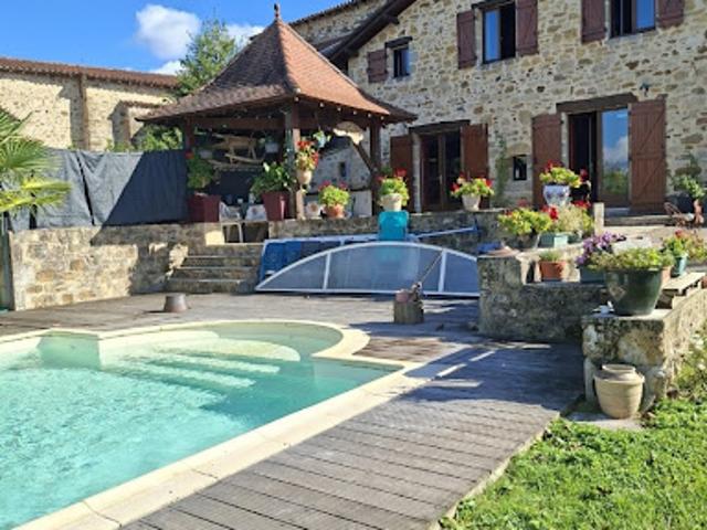 Vente Maison 5 pièces 120 m2 Lentillac Saint Blaise