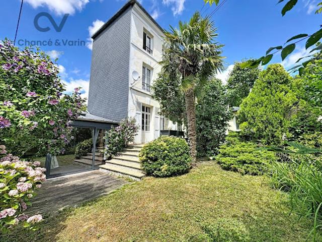 Vente Maison 5 pièces 120 m2 Lisieux