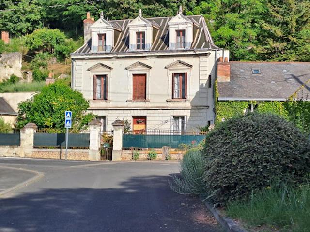 Vente Maison 5 pièces 120 m2 Saint Etienne de Chigny