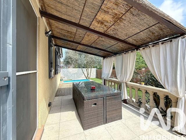 Vente Maison 5 pièces 120 m2 Saint Etienne du Grès