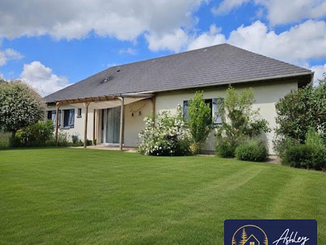 Vente Maison 5 pièces 120 m2 Saint Exupéry les Roches