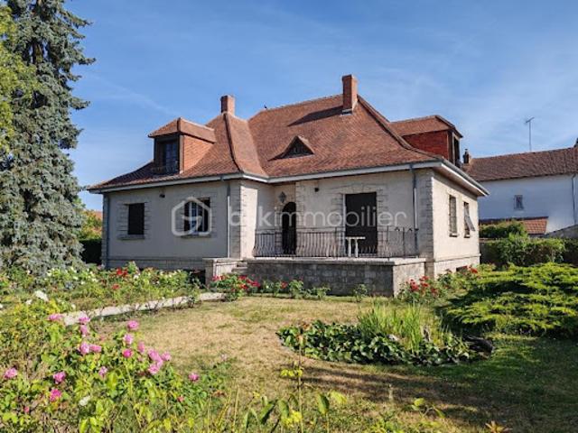 Vente Maison 5 pièces 120 m2 Toury