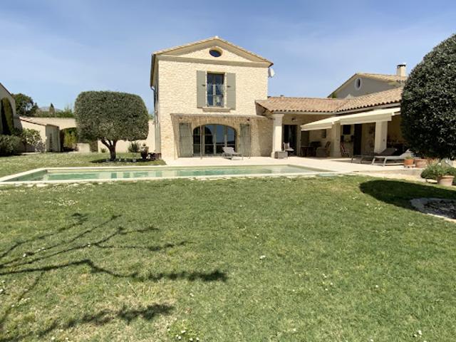 Vente Maison 5 pièces 120 m2 Uzès