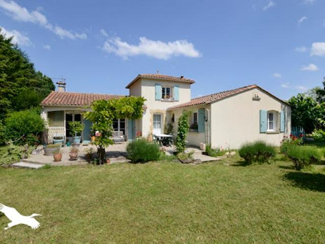 Vente Maison 5 pièces 120 m2 Vouzan