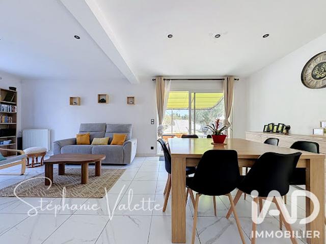 Vente Maison 5 pièces 121 m2 Mours Saint Eusèbe