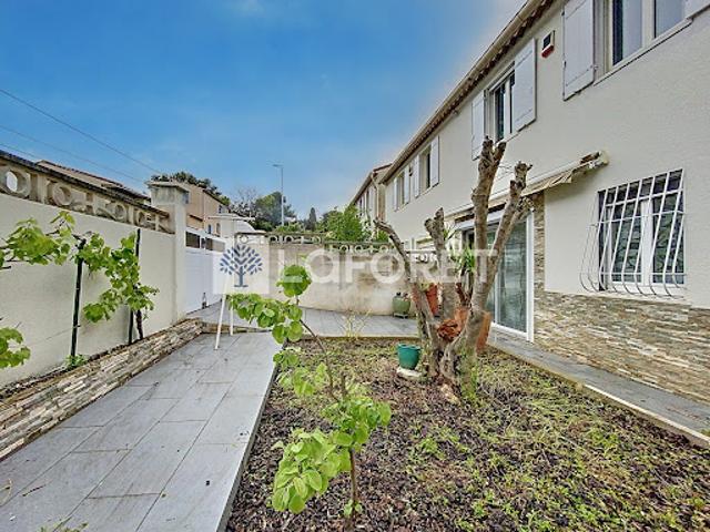 Vente Maison 5 pièces 121 m2 Nimes
