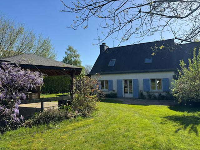 Vente Maison 5 pièces 121 m2 Plumergat