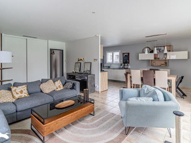 Vente Maison 5 pièces 122 m2 Léognan