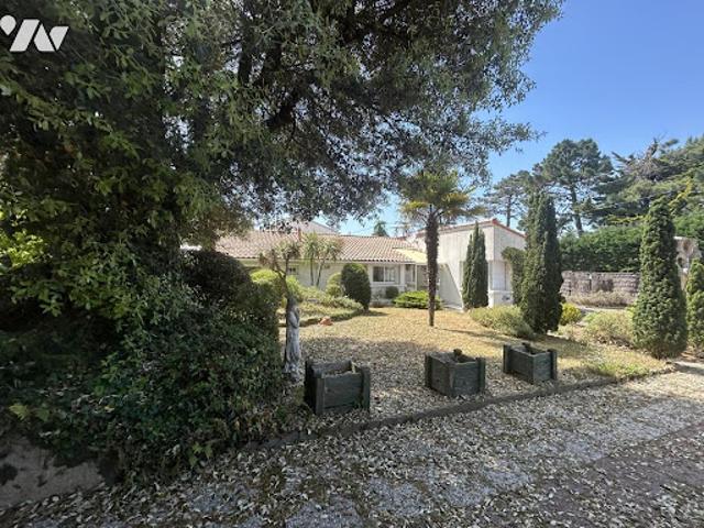 Vente Maison 5 pièces 122 m2 Saint Hilaire de Riez