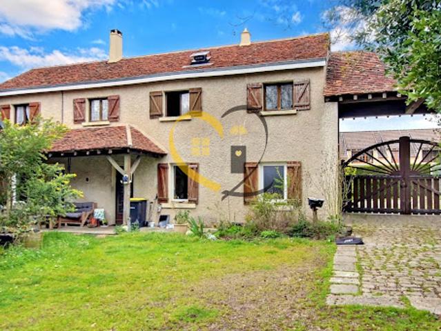 Vente Maison 5 pièces 122.45 m2 Vierzon